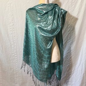 Scarf/wrap